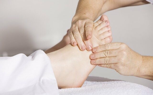 Как сделать массаж на ноги