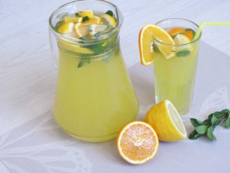 Приготовление домашнего лимонада